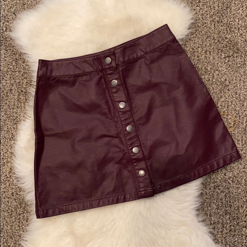 Forever 21 burgundy leather mini skirt